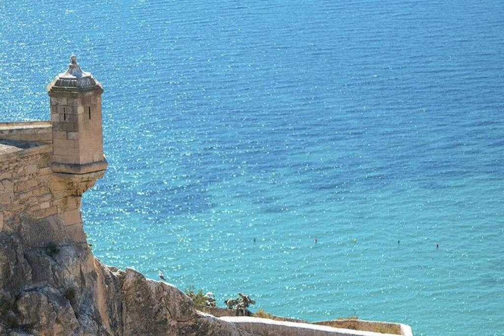 Espacioso Y Centrico Piso Con Zona Chill-Out Alicante Buitenkant foto