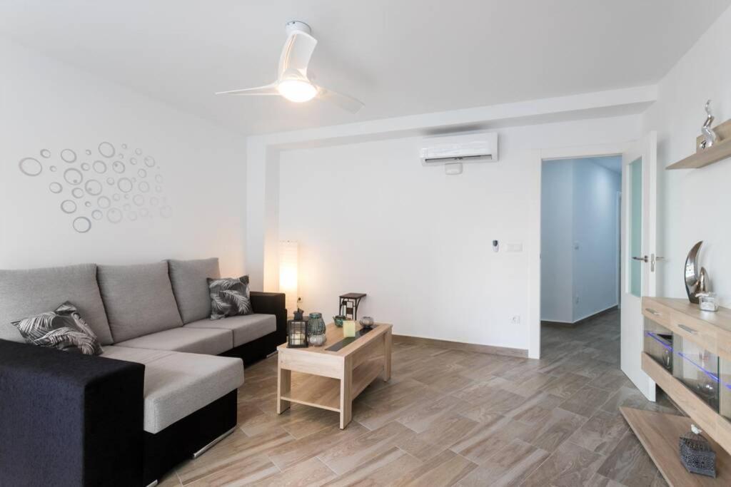 Espacioso Y Centrico Piso Con Zona Chill-Out Alicante Buitenkant foto