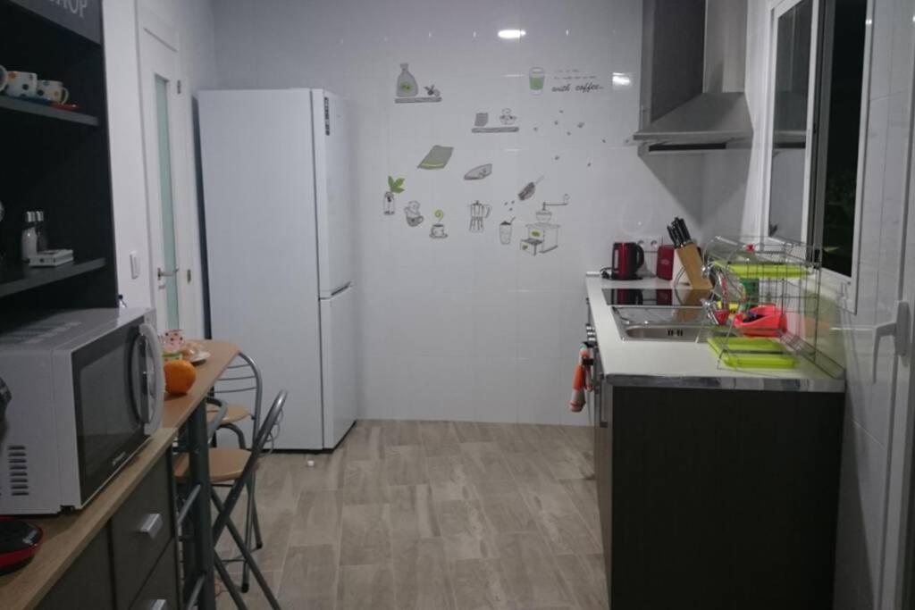 Espacioso Y Centrico Piso Con Zona Chill-Out Alicante Buitenkant foto