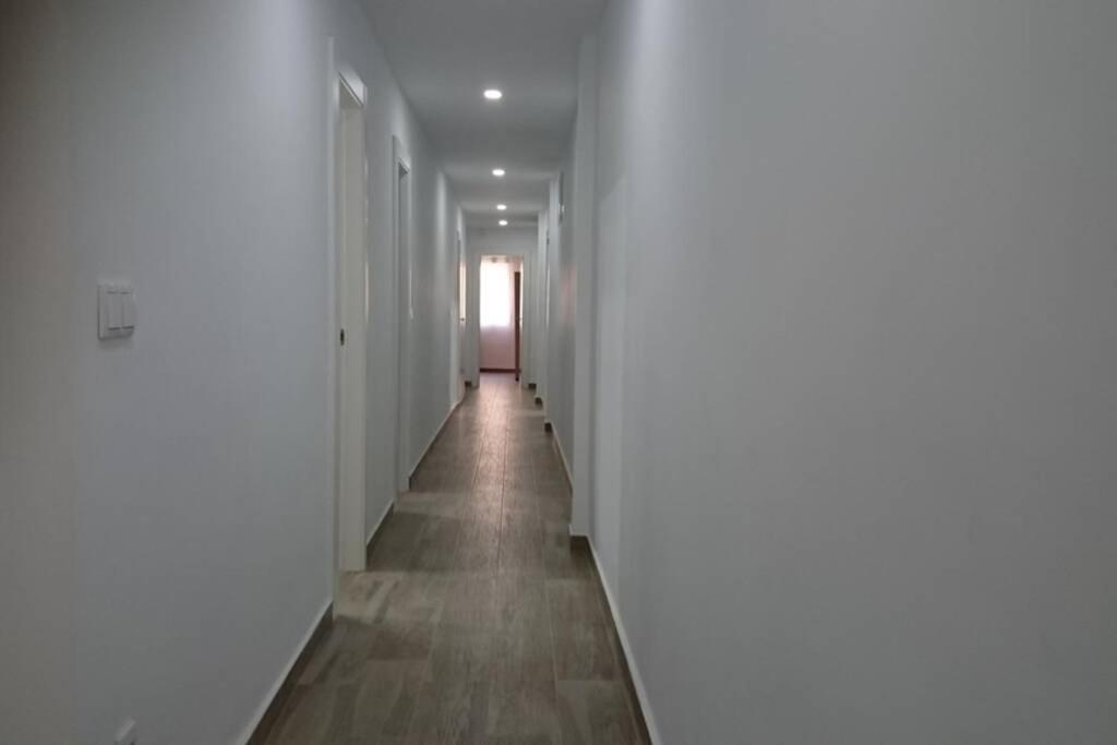 Espacioso Y Centrico Piso Con Zona Chill-Out Alicante Buitenkant foto