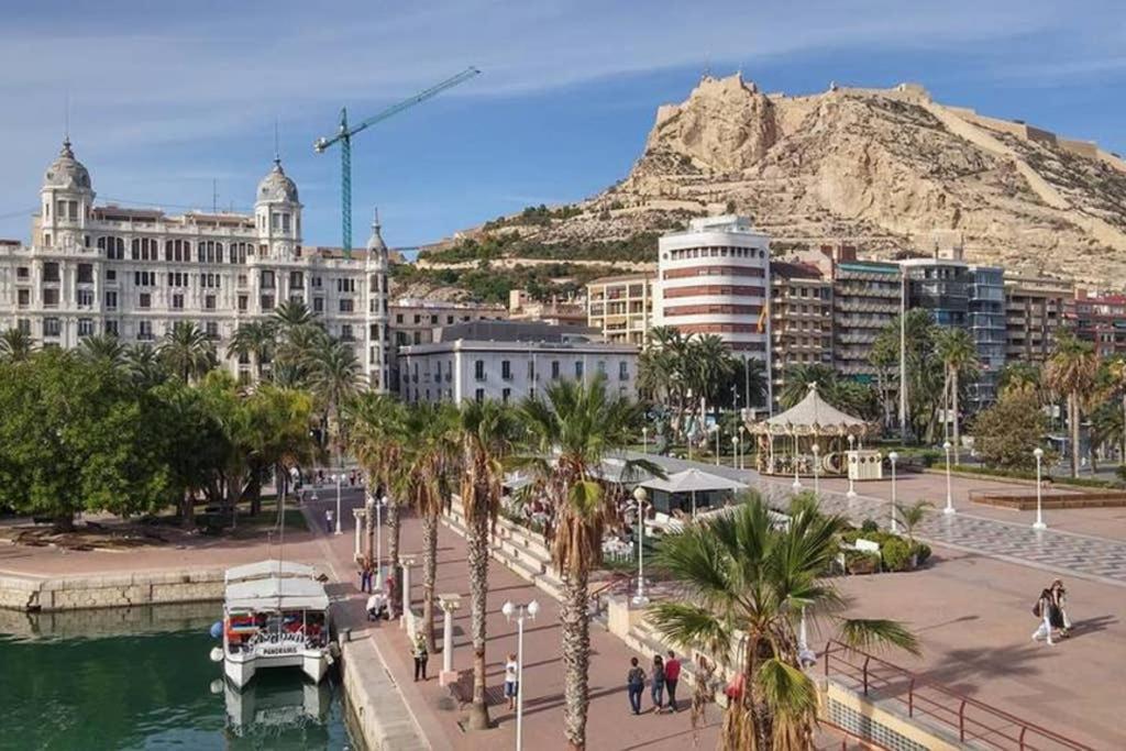 Espacioso Y Centrico Piso Con Zona Chill-Out Alicante Buitenkant foto