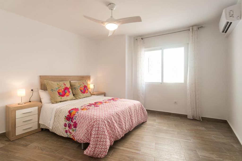Espacioso Y Centrico Piso Con Zona Chill-Out Alicante Buitenkant foto