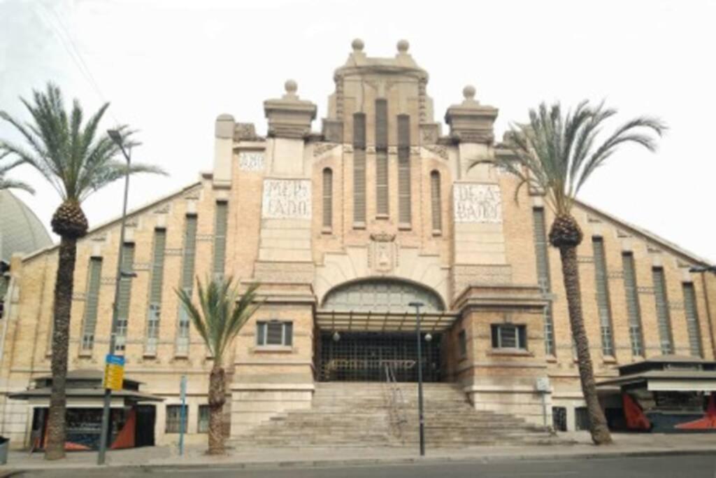 Espacioso Y Centrico Piso Con Zona Chill-Out Alicante Buitenkant foto