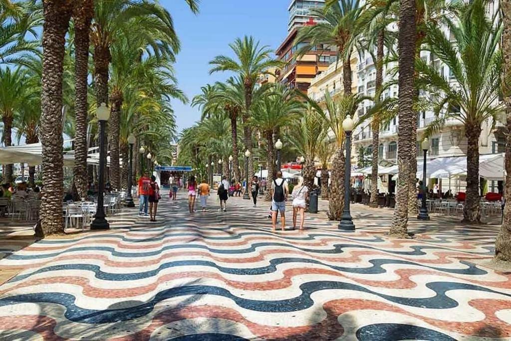 Espacioso Y Centrico Piso Con Zona Chill-Out Alicante Buitenkant foto
